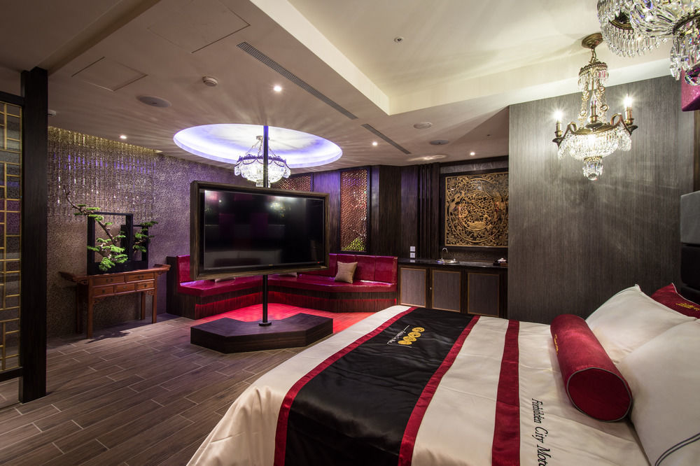 Forbidden City Motel Taichung Dış mekan fotoğraf