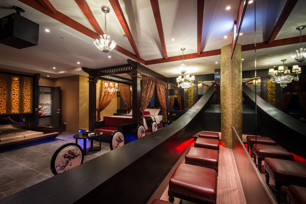 Forbidden City Motel Taichung Dış mekan fotoğraf
